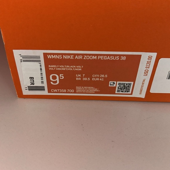 NIKE Air Zoom Pegasus 38 barely volt/black womens running sneakers 9.5 - Picture 6 of 6